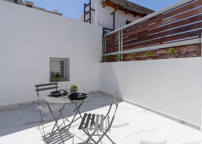 The Pop Art Residences & In * Larnaca