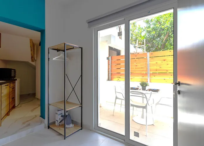 The Pop Art Residences & In * Larnaca