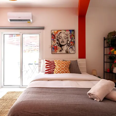 The Pop Art Residences & In לרנקה