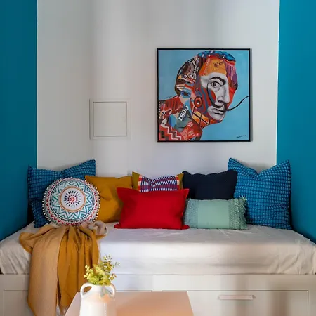 The Pop Art Residences & In Apartment *