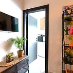 The Pop Art Residences & In شقة