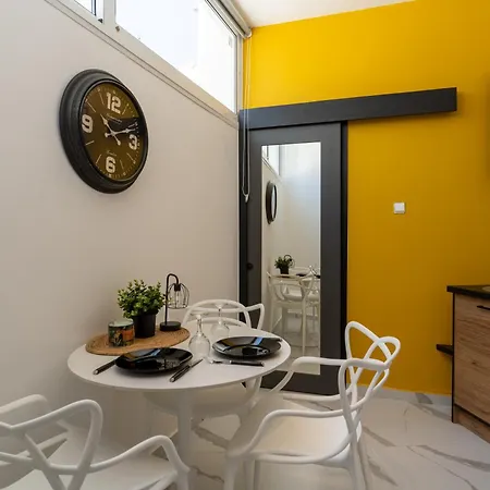 The Pop Art Residences & In Апартаменты *